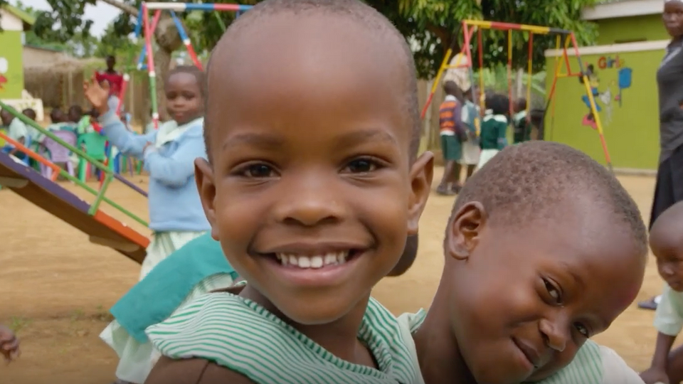 DIFF EYEWEAR: UGANDA POUCH PROGRAM